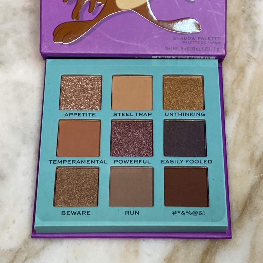Taz Revolution Palette (NIB)